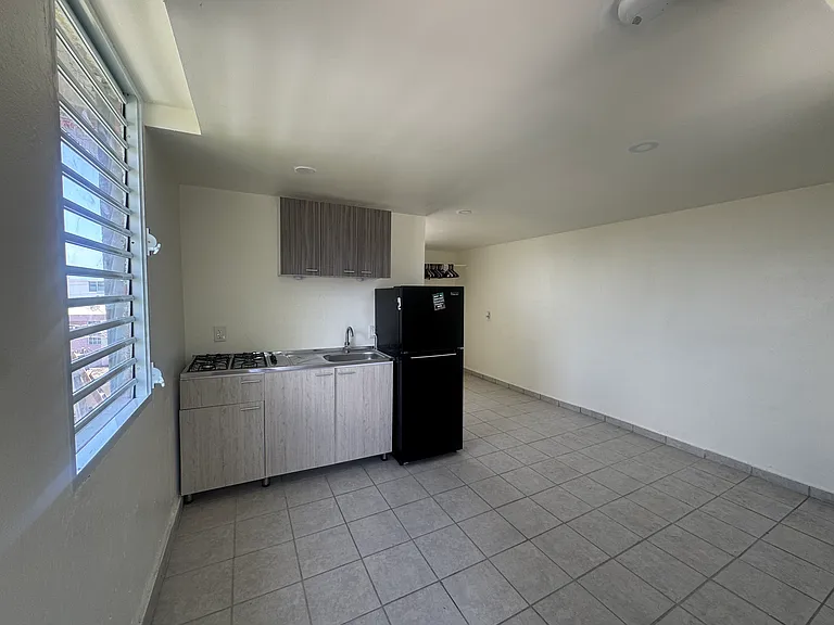 1458 Pso Damisela #10 — Photo 2