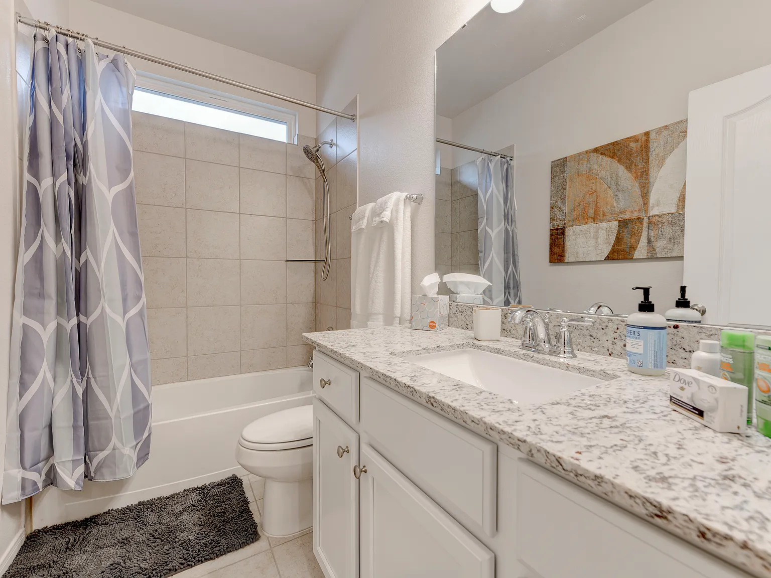 4 bed, $4,950 — Photo 2