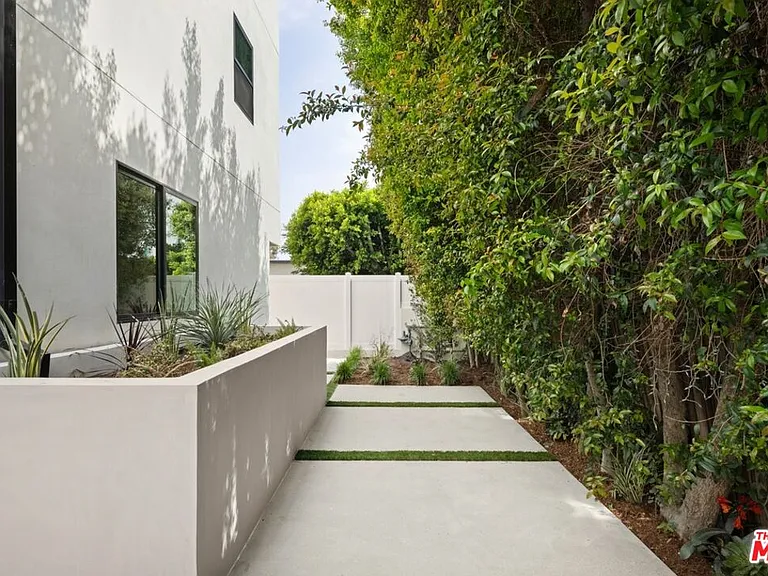 5543 1/2 Calhoun Ave — Photo 21