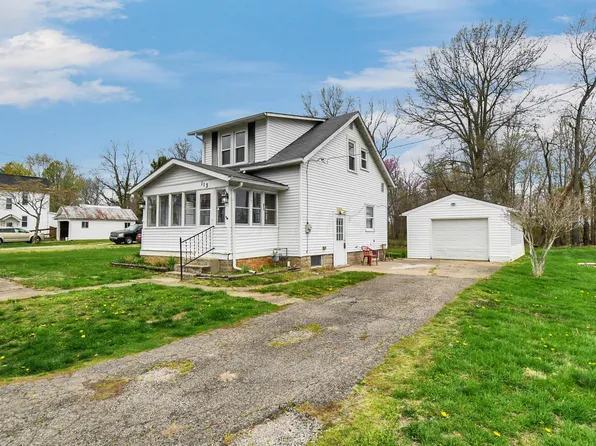 113 High St, Pleasantville, OH 43148