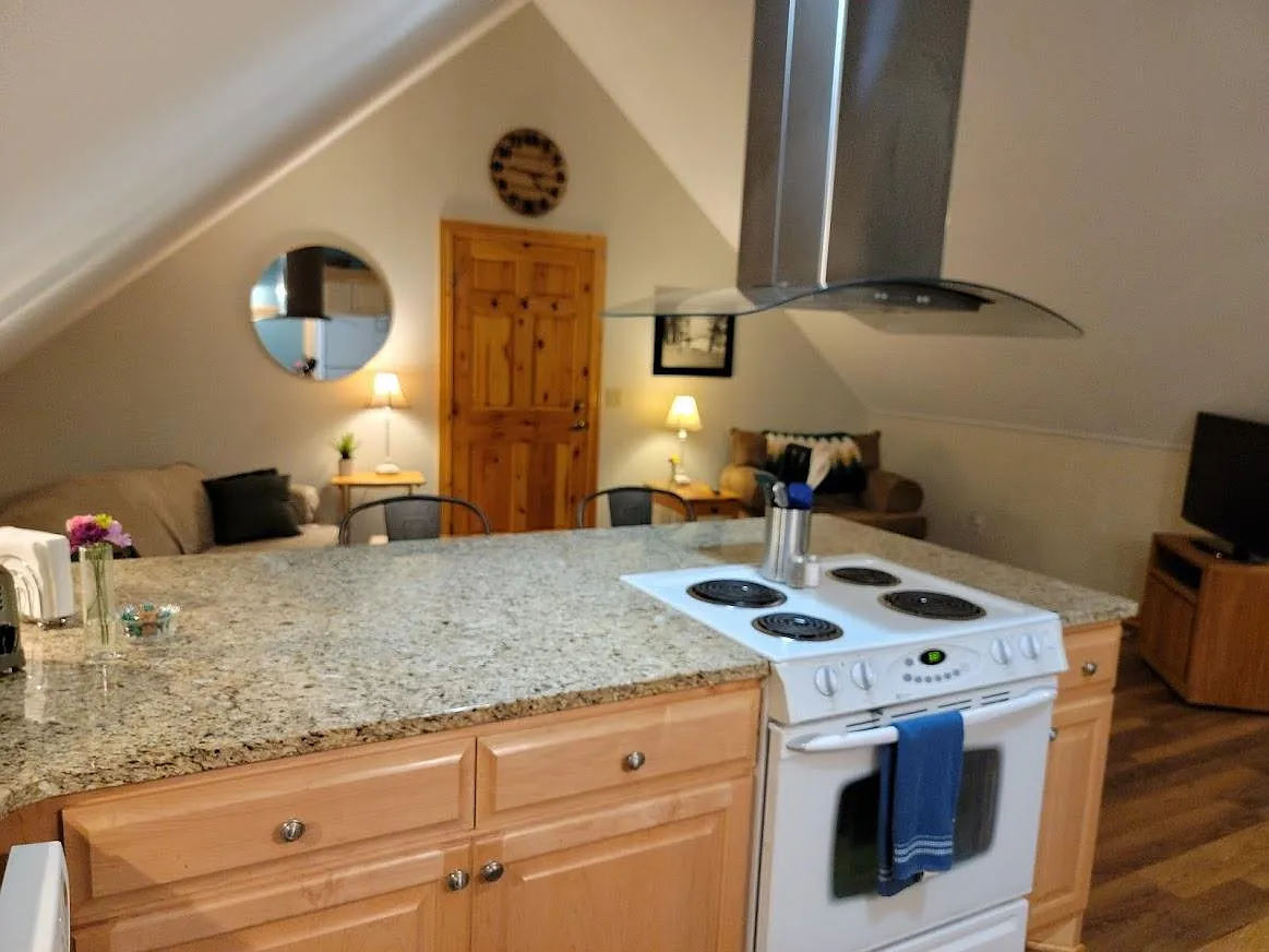 1 bed, 950 sqft, $1,895 — Photo 4