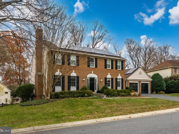 5800 Cartina Ter, Rockville, MD 20852