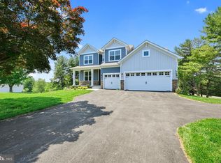 12333 Cannonball Rd, Fairfax, VA 22030