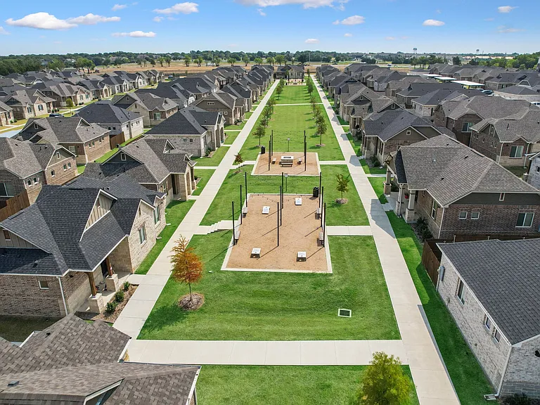 VLux Stoneridge — Photo 97