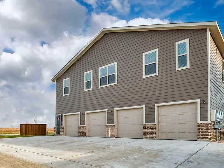 743 Harvest Moon Dr — Photo 3