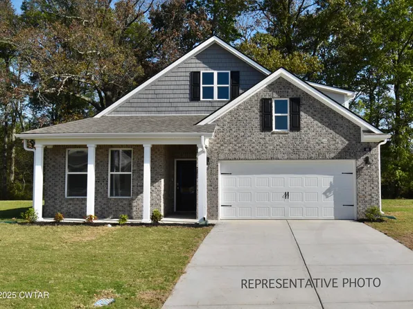 16 Clarendon Cv, Jackson, TN 38305