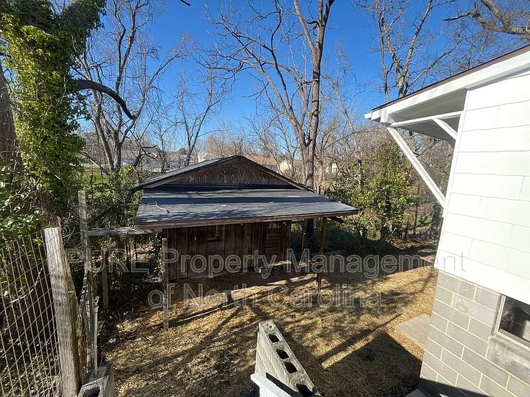 608 S Yadkin Ave — Photo 21