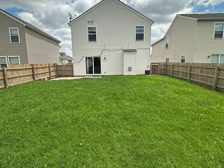 5095 Maple Valley Dr — Photo 16