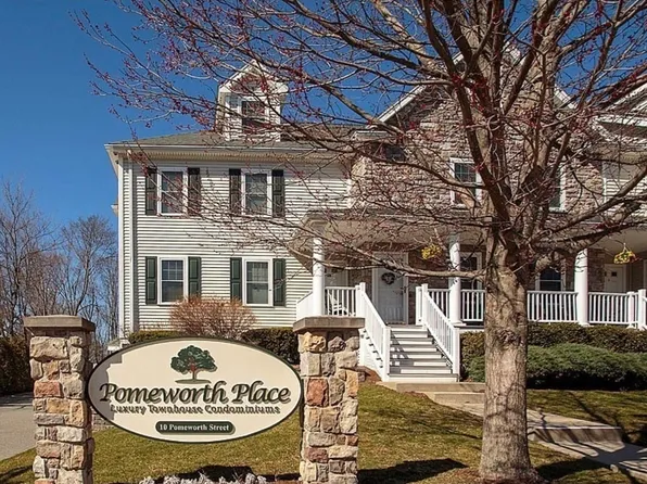 10 Pomeworth St Unit A, Stoneham, MA 02180