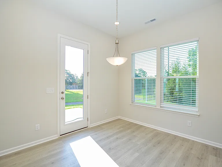 1657 Scotch Pine Ln — Photo 11