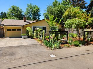 1022 Yates St, Lake Oswego, OR 97034