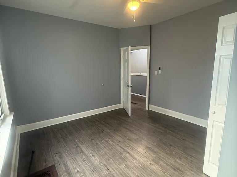 34 Van Buren St #1 — Photo 5