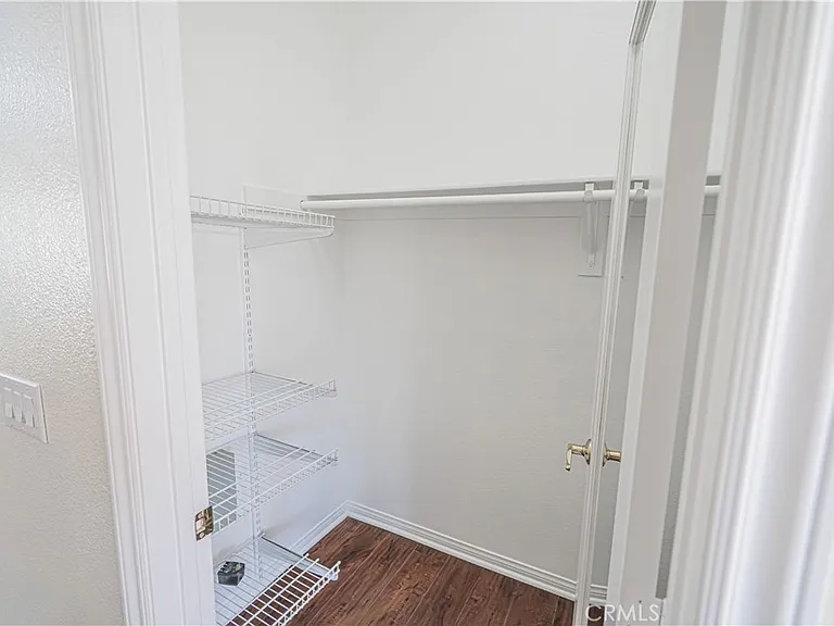25910 Tennyson Ln — Photo 33