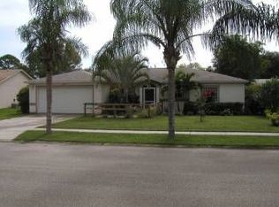 863 Spirea Dr, Rockledge, FL 32955