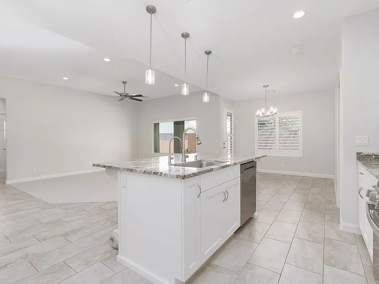 519 S Bracciano Dr — Photo 17