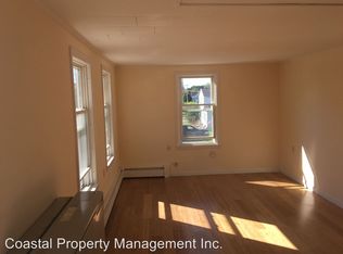 10 Leland St, Rockland, ME 04841