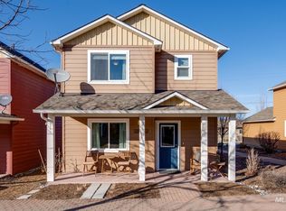 1390 Bristol Rd, Moscow, ID 83843