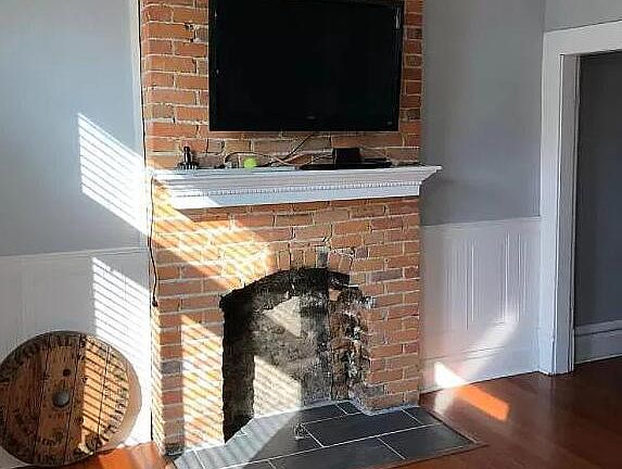 2nd image of 964-966 N 4th St