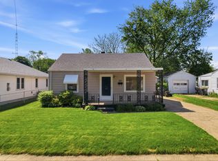 321 E 34th St, Anderson, IN 46013