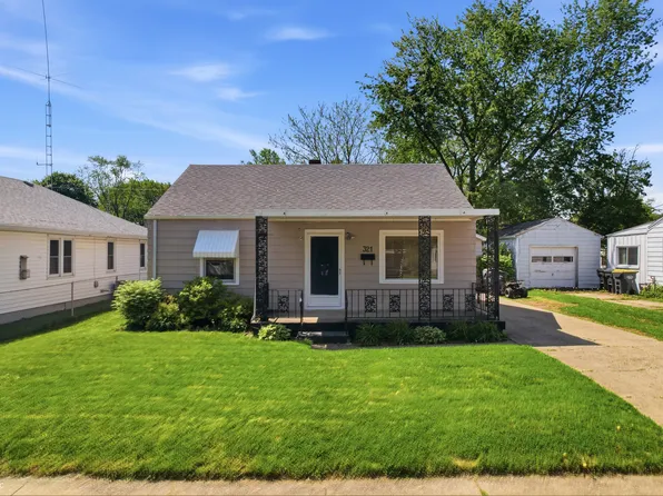 321 E 34th St, Anderson, IN 46013