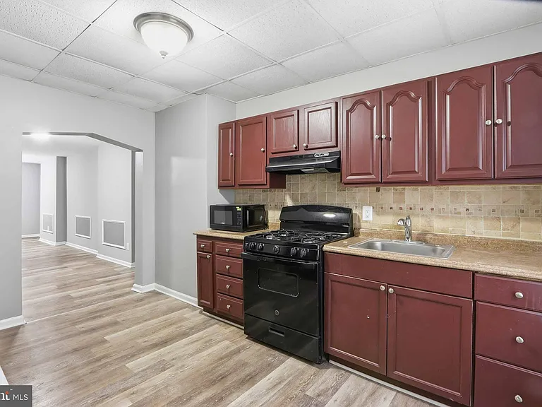 415 N Belnord Ave — Photo 11