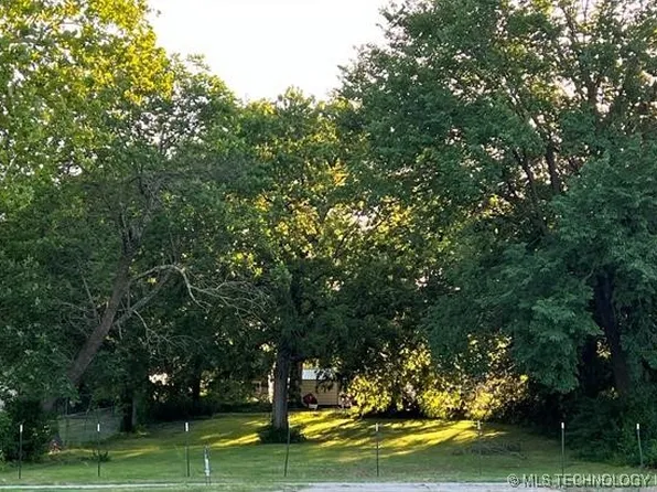 618 S Main St, Broken Arrow, OK 74012