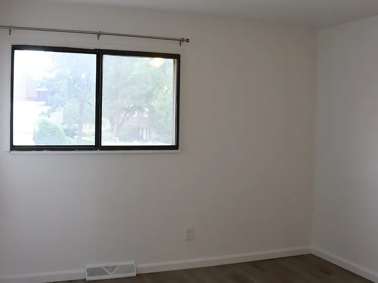 Upstairs west bedroom, south facing window.
