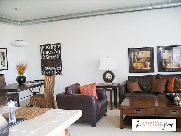 Living/Dining Area