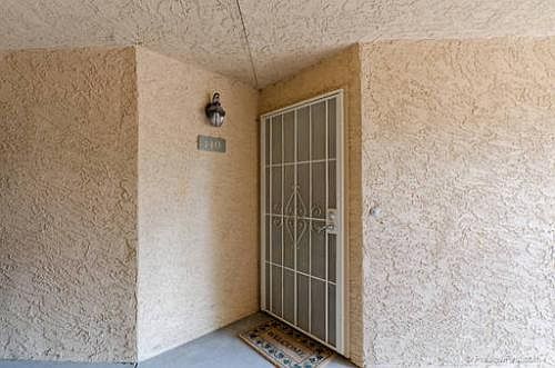 3rd image of 12039 Alta Carmel Ct Unit 140
