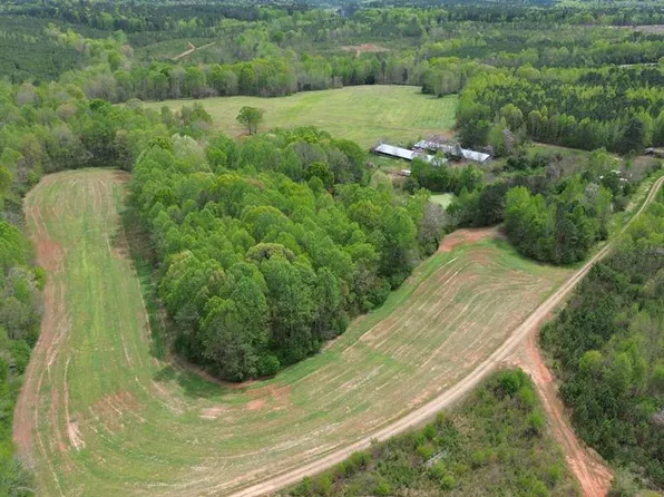 216 Doc Jones Trl, Warrenton, NC 27589