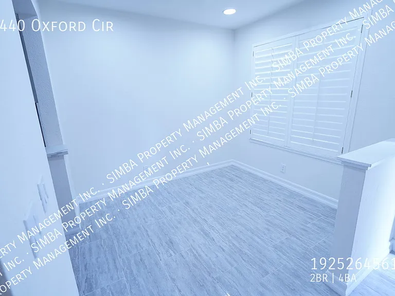 7440 Oxford Cir — Photo 4