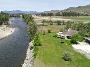 12 Lewisia Rd, Winthrop, WA 98862