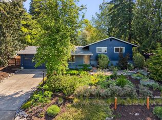 8818 SW 57th Ave, Portland, OR 97219