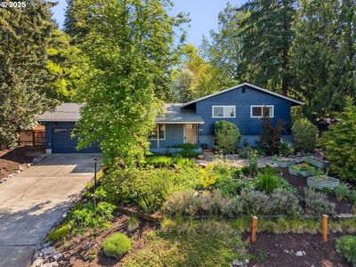8818 SW 57th Ave, Portland, OR, 97219