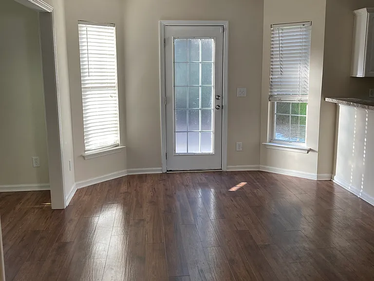 521 Summer Vista Dr — Photo 5