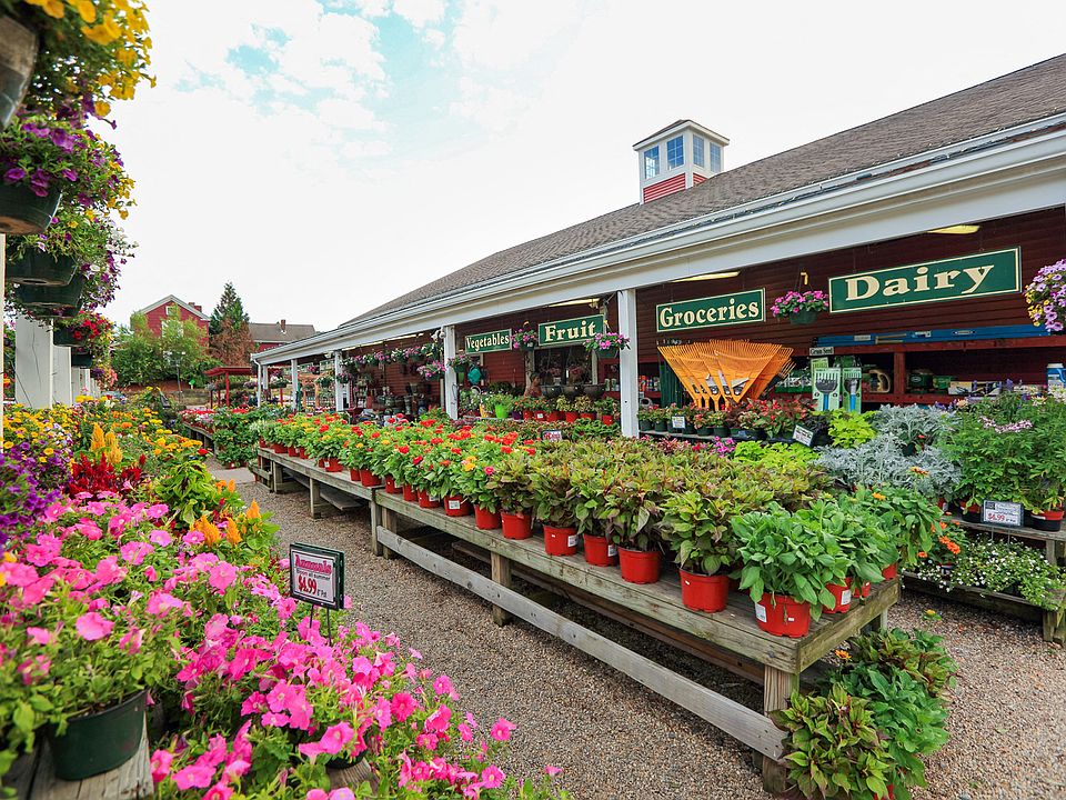 Wagon Wheel Nursery and Farm Stand - best deli sandwiches around