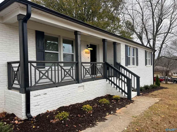6112 Fairfield Dr, Huntsville, AL 35811