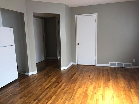 4th image of 1268 N High St APT 7