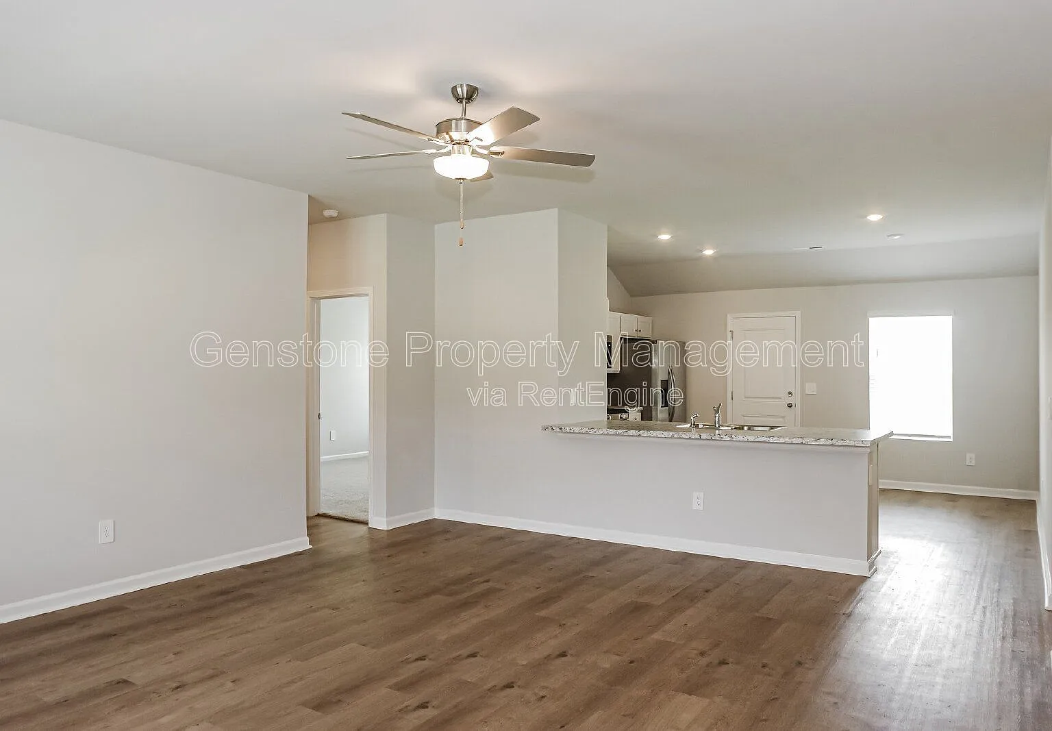 4 bed, 2.0 bath, $1,850 — Photo 3