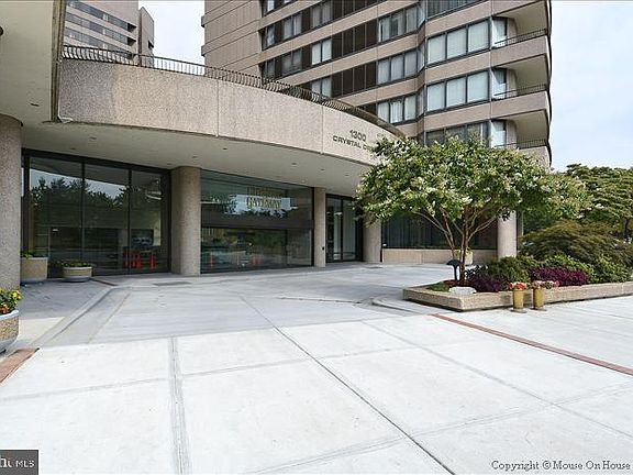 2nd image of 1300 Crystal Dr APT 610S