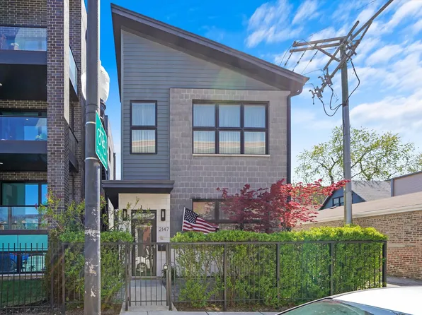 2147 W Augusta Blvd, Chicago, IL 60622