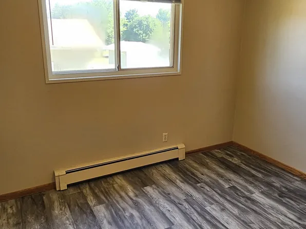 509 Hougen St S, Northwood, ND 58267