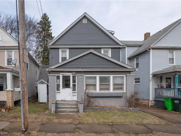557 W Hopocan Ave, Barberton, OH 44203