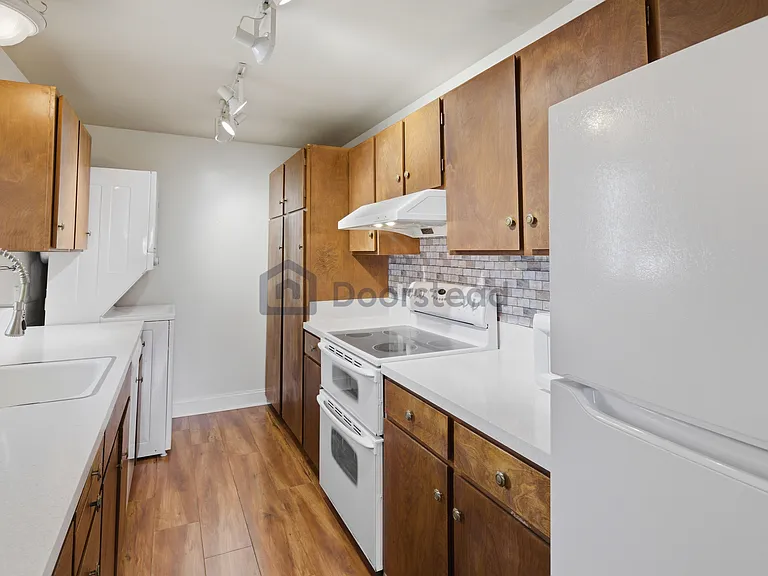11515 Greenwood Ave N #B — Photo 14