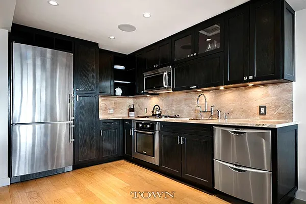 Sold by Town Residential | media 19