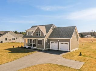25 Seward Farm Ln, Kittery, ME 03904