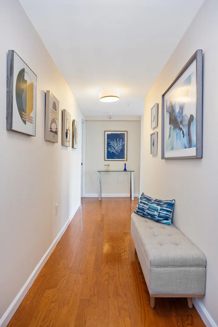 425 Main Street — Photo 3