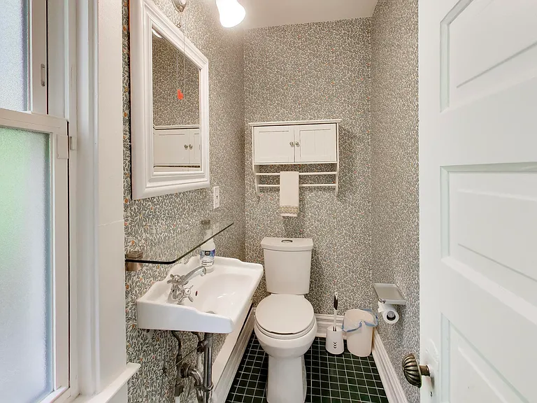 1911 Colfax St — Photo 16