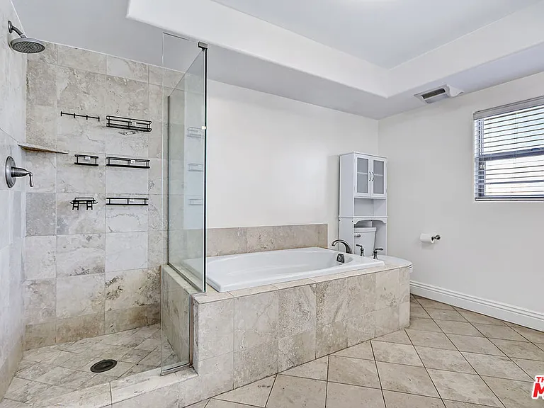 1520 S Shenandoah St #304 — Photo 25