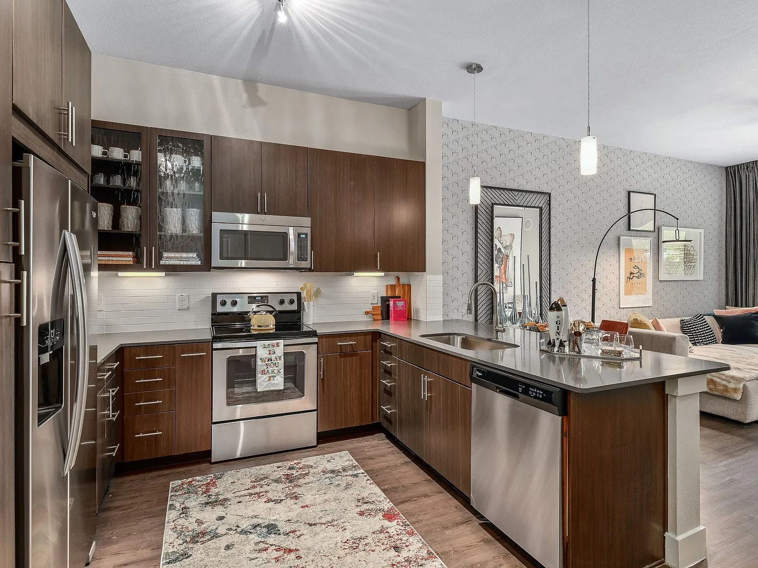 The Fairmount at Oak Lawn — Photo 1